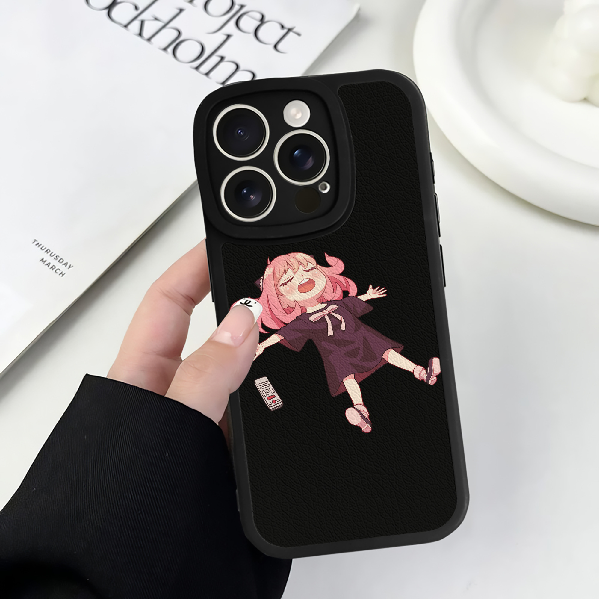 （画像用） SPY×FAMILY间谍家家酒 【iPhone 16シリーズ対応】シリコンスマホケース（レザー調） 材質：シリコン